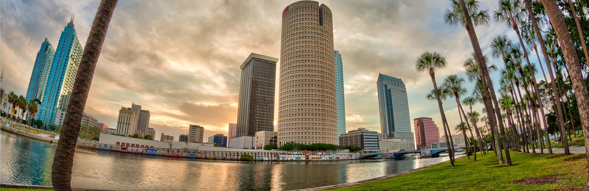 downtown tampa at dusk